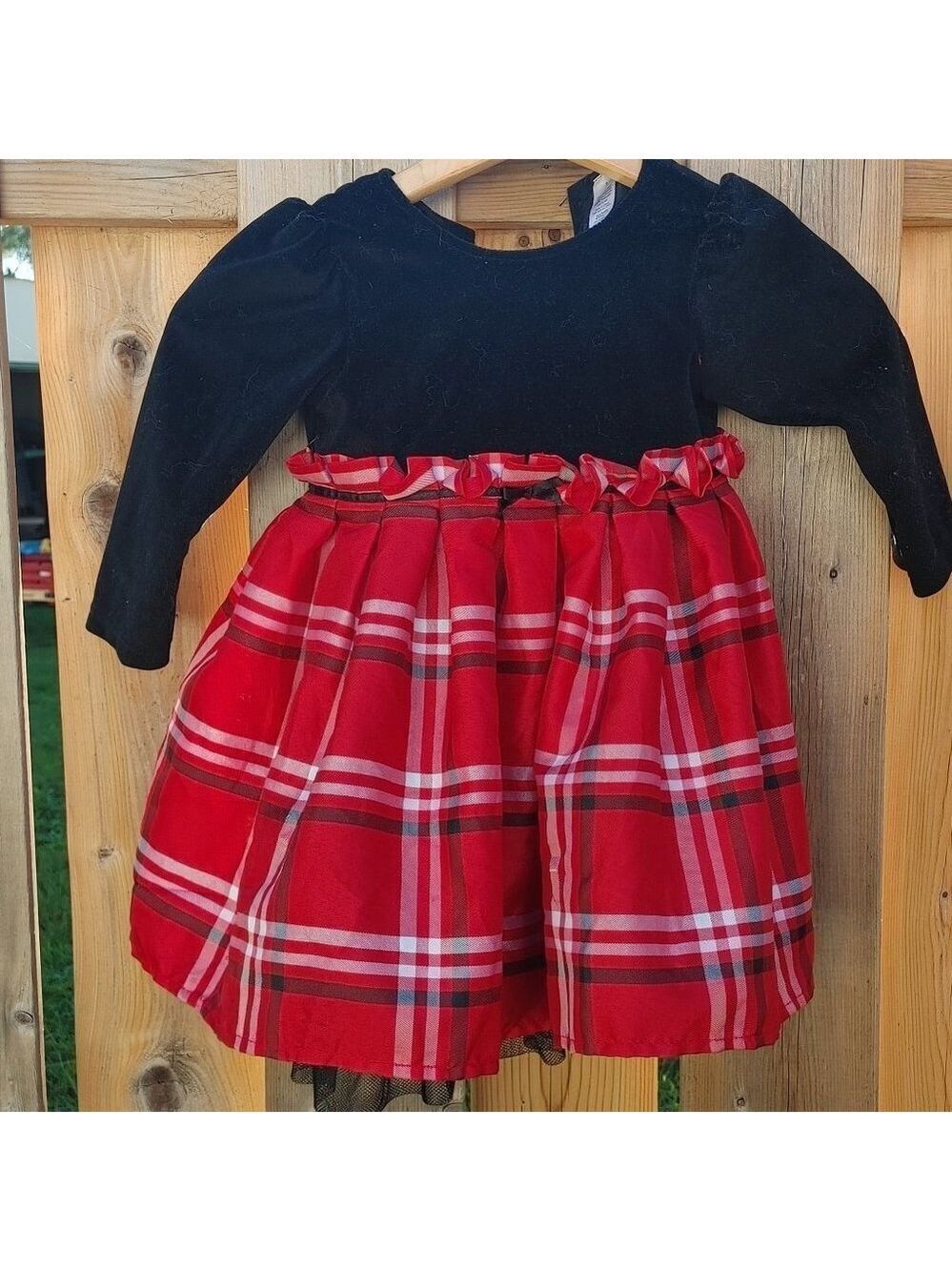 GIRLS Christmas Dress Size 3 Plaid Skirt Velvet Top Fancy Dress Petticoat